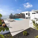 Volcan Villa *